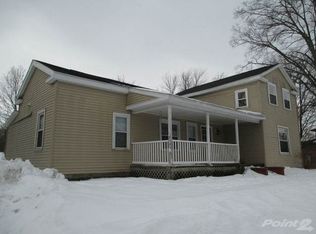 404 E 2nd St, Lawton, MI