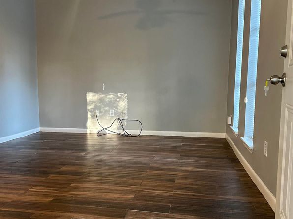 little-rock-arkansas-82838600 picture