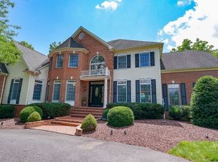 8 Knollwood Rd, Ringoes, NJ 08551