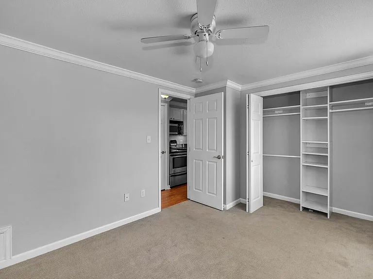 36 N Emerson St #201 — Photo 2