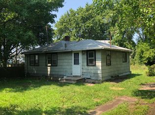 1041 Connell Ct, Benton Harbor, MI 49022