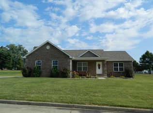 816 Jenkins St, Perryville, MO 63775