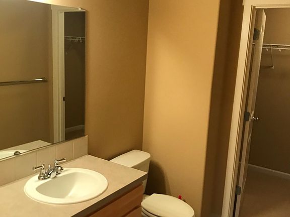 2nd image of 9505 NE 73rd St