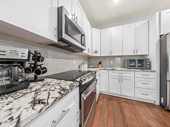 5th image of 7 Mollera Ln