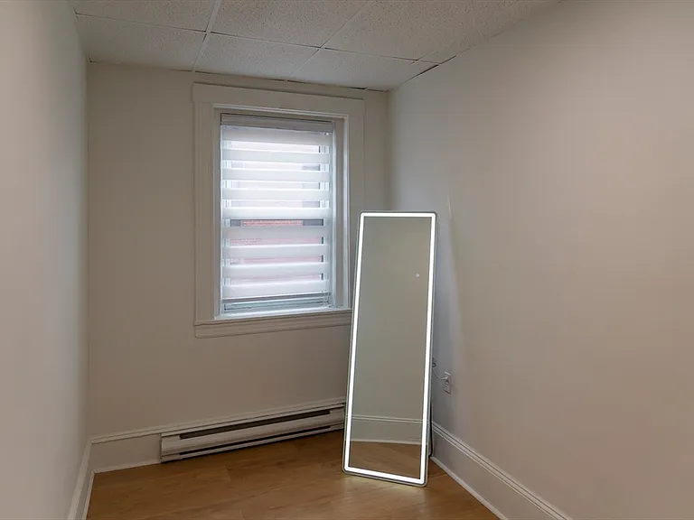 144 Salem St #4 — Photo 8