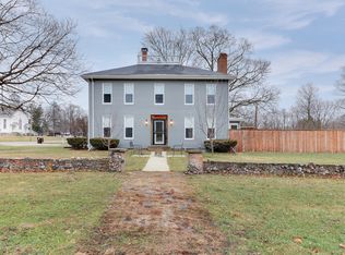 301 E Walnut St, Hudson, IL 61748