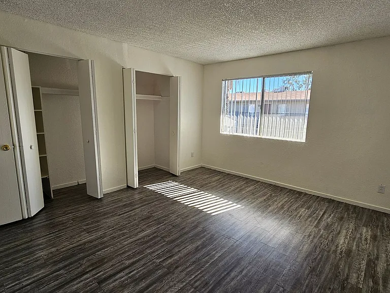 1622 N Beverly Ave #22 — Photo 6