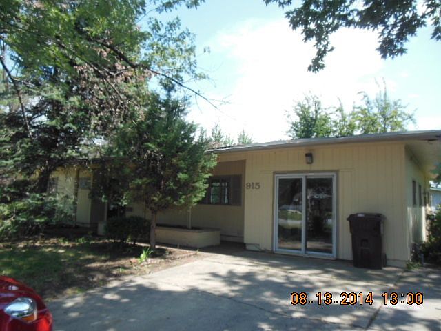 1st image of 915 Ashland Ave