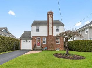 106 Locust Ave, Scarsdale, NY 10583