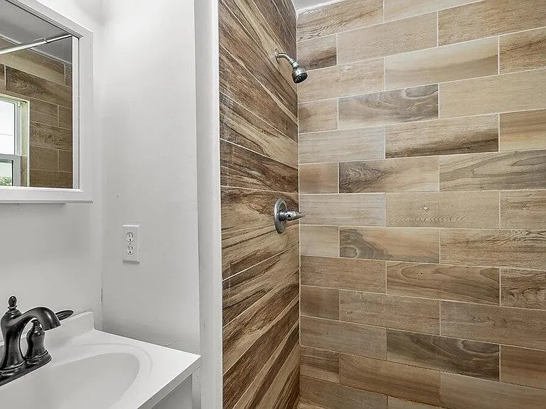 3919 Skycrest Dr — Photo 32