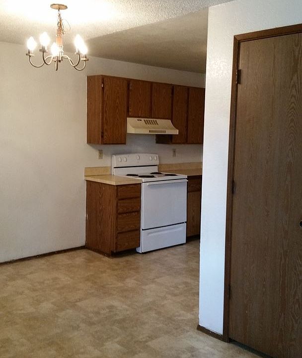 1st image of 720 N 5th Ave APT 16