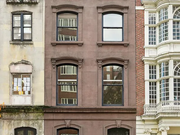 24 E 35th St, New York, NY 10016