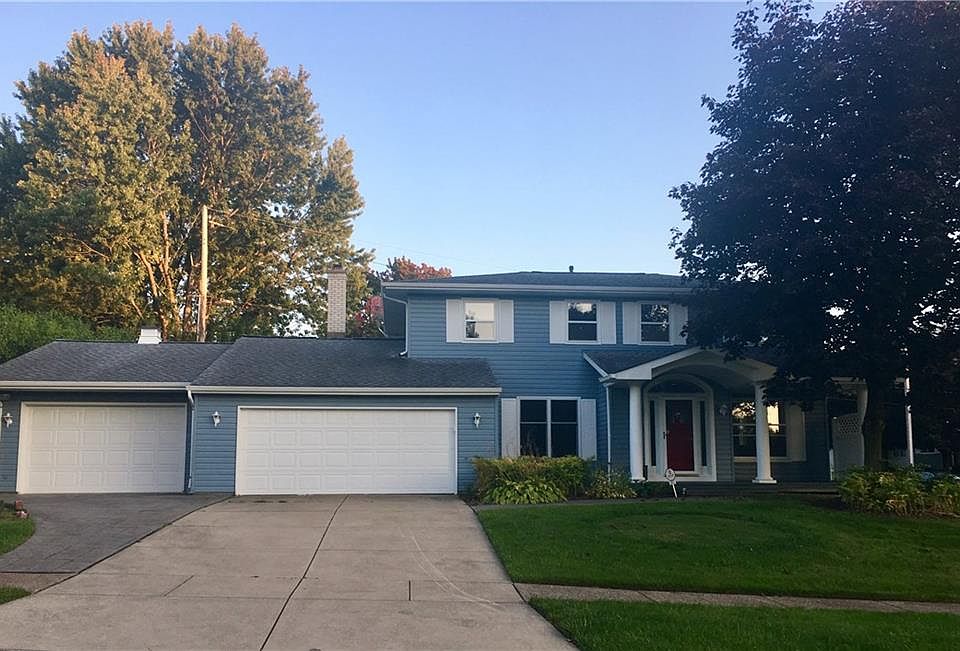 1st image of 341 Greenhurst Dr