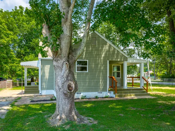 101 Ellis Dr, Rossville, GA 30741