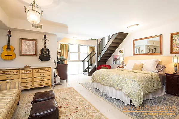 Sold by aptsandlofts.com | media 15