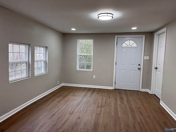 5th image of 7546 Old Springville Rd