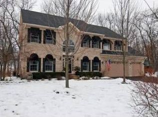 13336 Ashford Dr, Lake Bluff, IL 60044