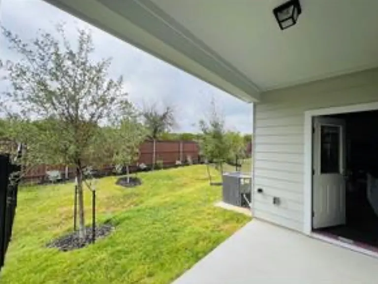 10004 Dawn Pearl Dr — Photo 13