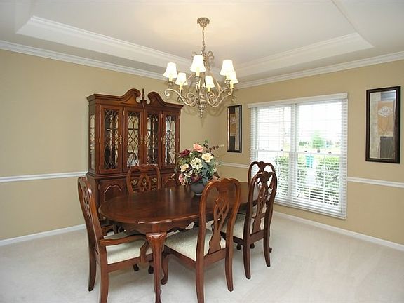 3rd image of 24801 Winterberry Ln