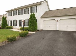 6208 Chatham Glenn Way N, Harrisburg, PA 17111