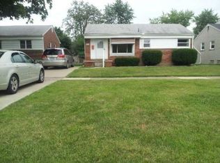 15765 Cameron St, Southgate, MI 48195