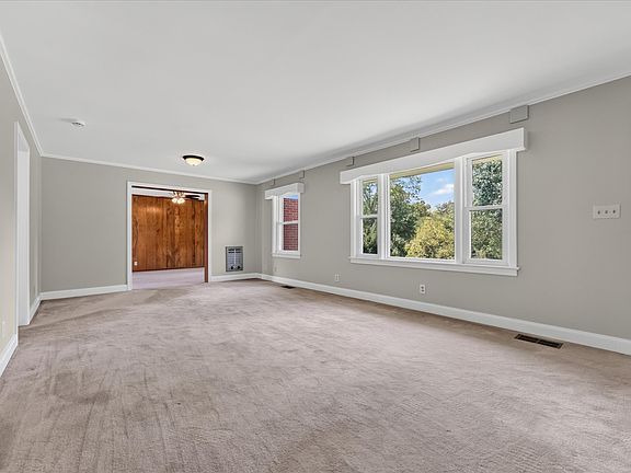 5th image of 3252 Marthas Chapel Rd