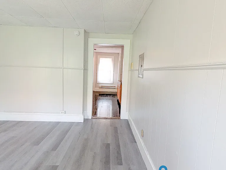 212 Lyman St #3L — Photo 15