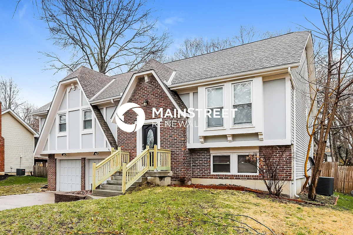 Front View - 14835 S Locust St