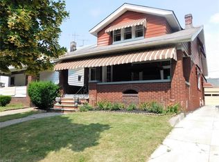 2085 Waterbury Rd, Lakewood, OH 44107