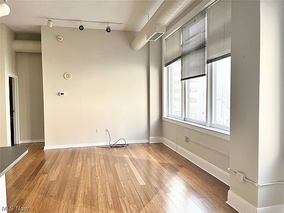 4th image of 750 Prospect Ave E APT 205