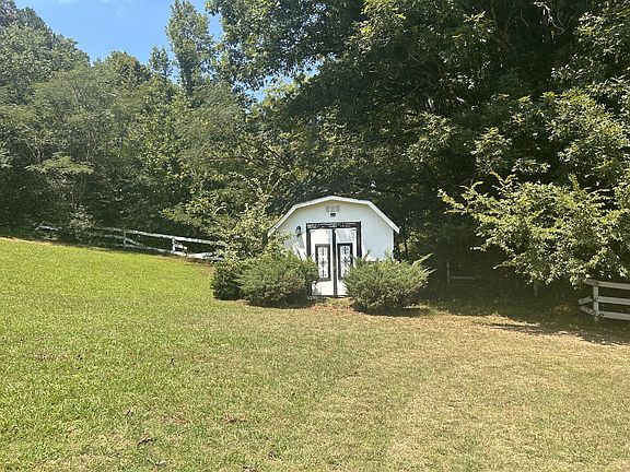 4th image of 185 Holmes Mill Rd