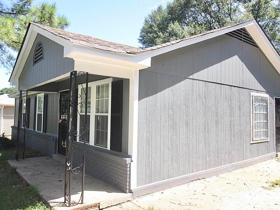 2nd image of 4780 Hillbrook Rd