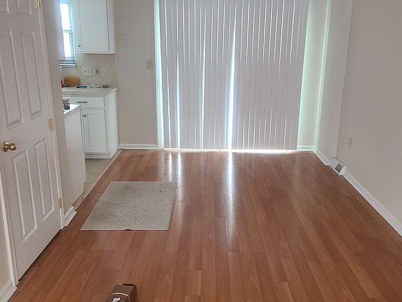 3rd image of 1223 N Albright Ave