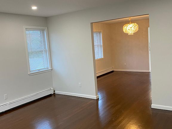 4th image of 178 Murray Ave Floor 2