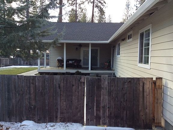 2nd image of 600 Balsam Ln
