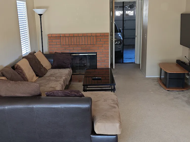 1329 Dos Hermanos Gln — Photo 17