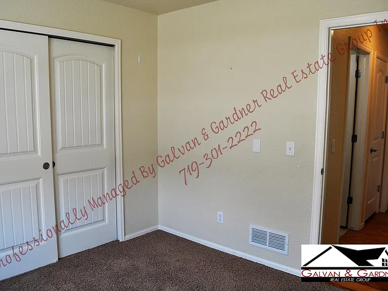 6111 Rocking Chair Ln — Photo 12