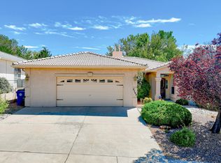 8708 New Hampton Rd NE, Albuquerque, NM 87111