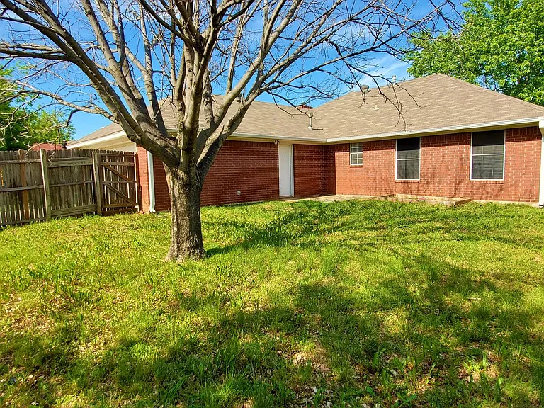 3117 N Bell Ave — Photo 13
