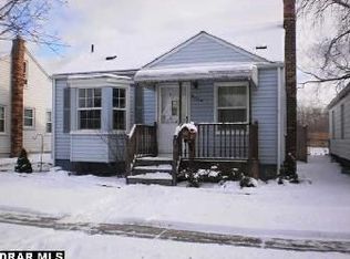 3035 Charles St, Trenton, MI 48183