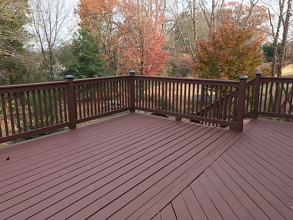 2nd image of 5612 Glenlyn Dr