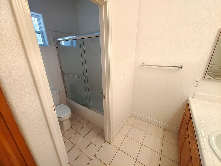 3206 Europa St #B — Photo 18