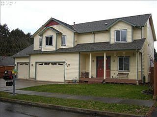 1st image of 4203 SE Covell St