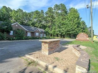 795 Oakridge Farm Hwy, Mooresville, NC 28115