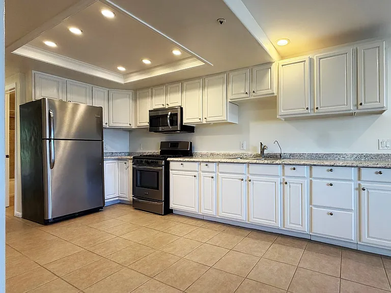 2623 Calle Del Comercio — Photo 1