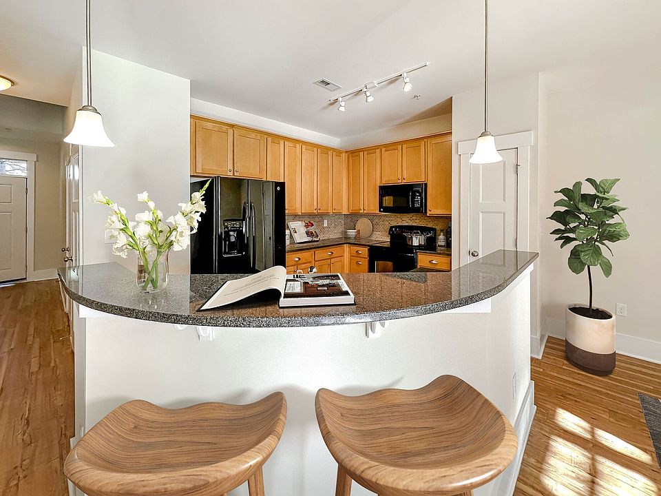 The Townhomes at Chapel Watch Village Apartment Rentals Chapel Hill