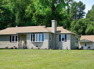 8135 Shady Grove Rd, Mechanicsville, VA 23111