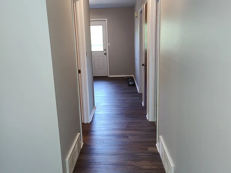 163 Main St #E — Photo 12
