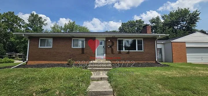 906 Garvey Rd — Photo 3