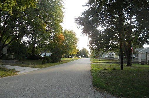 4th image of 1336 Arcadia Dr NE